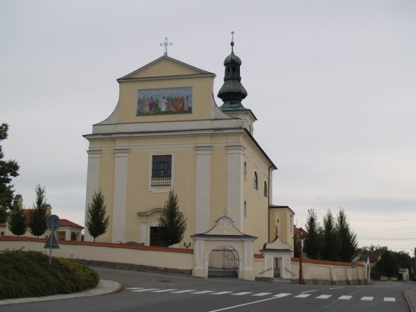 P4255892